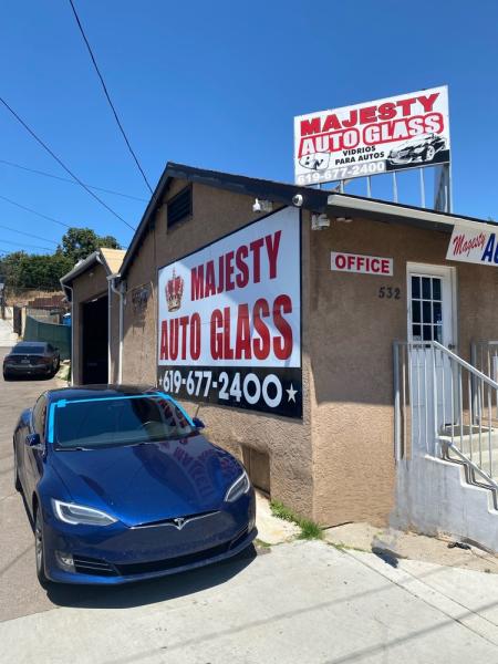 Majesty Mobile Auto Glass Repair Shop SAN Diego CA