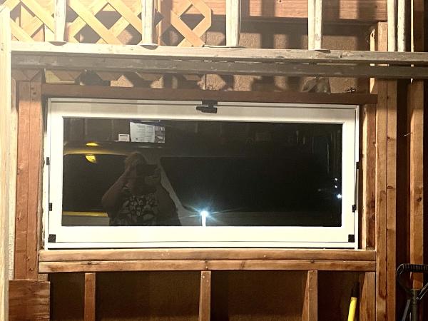 K & M Glass Inc