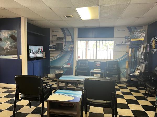 Larry's Performance Mag & Tire