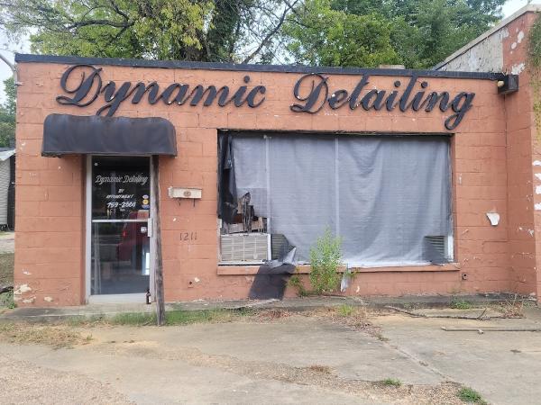 Dynamic Detailing