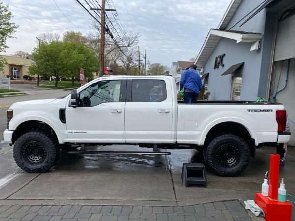 Auto Polishing Center