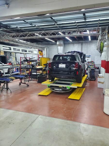 Precision Auto Body Collision Repair Shop ~ Servicing Reseda