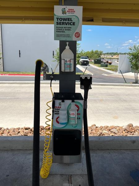 Suds Deluxe Car Wash