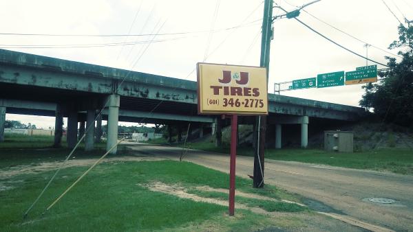 J & J Tire Shop