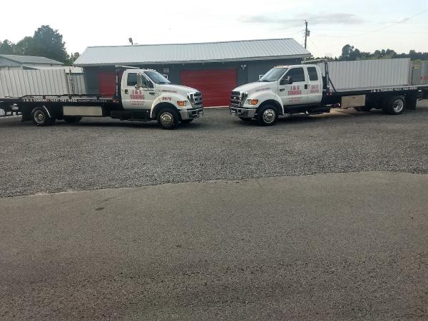 J & S Towing