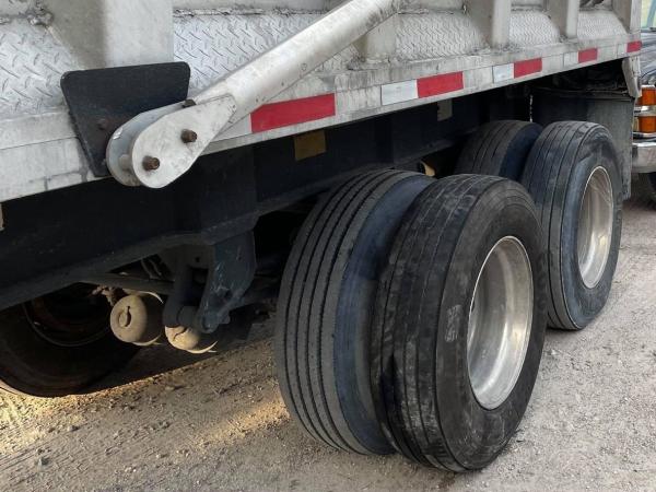 Sundown Commercial Truck Tires Semi Tires and Road Service