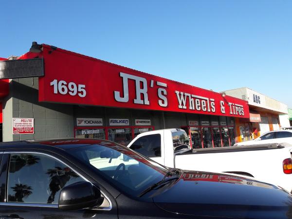 Jr's Wheels & Tires