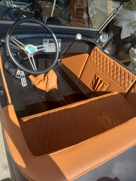 Hermanos Auto Upholstery