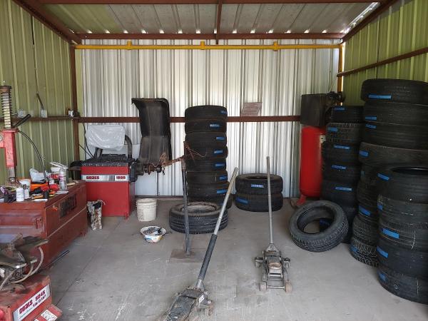 492 Tire Shop