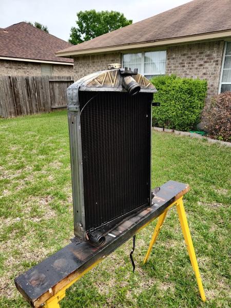 Seguin Radiator