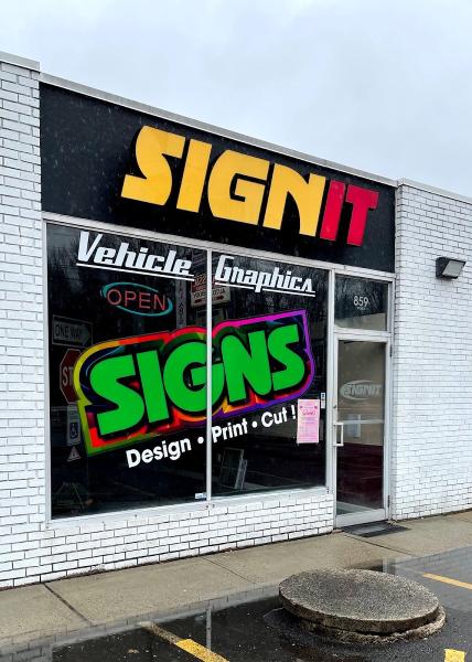 Signit Signs & Vehicle Graphics