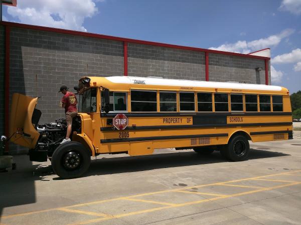 Kruz N Quick Lube and Mechanic Shop