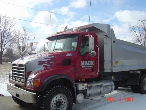 Mack Trucking Viola Inc.