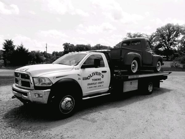 Oliver's Towing