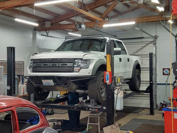 Hudson's Auto Care