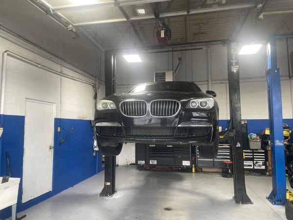 Mo's Auto Repair