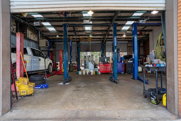 Crossroads Automotive