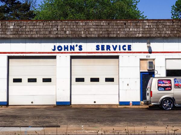 John's Service Station