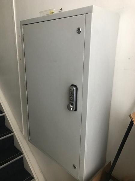 Lous Auto Locksmith