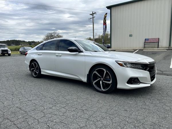 Carolinas Finest Window Tinting