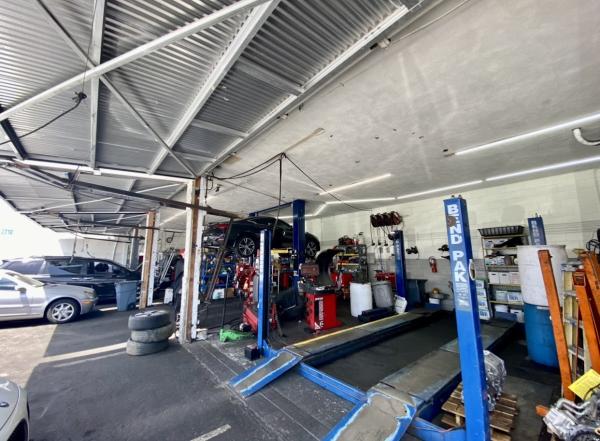 Mike's Auto Repair