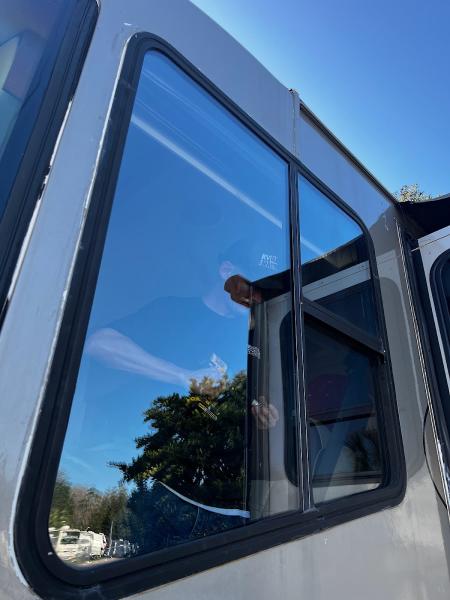 RV Glass Masters