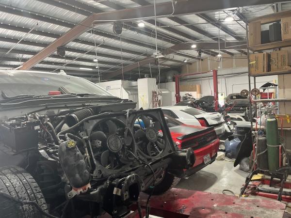 J Sierra Body Shop