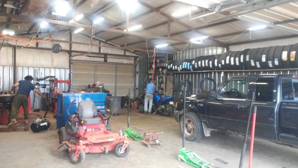 Harrah 44 Tire