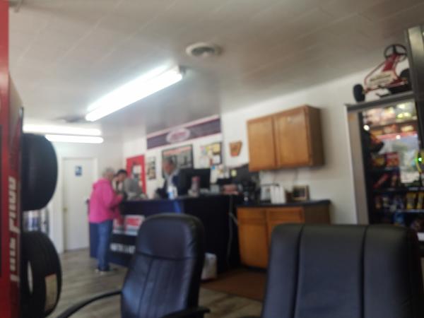 H & R Tire & Auto Inc