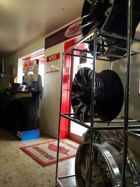 H & R Tire & Auto Inc