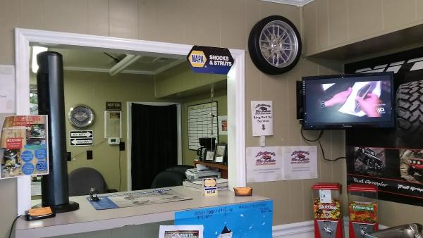 Ledfords Tire & Auto